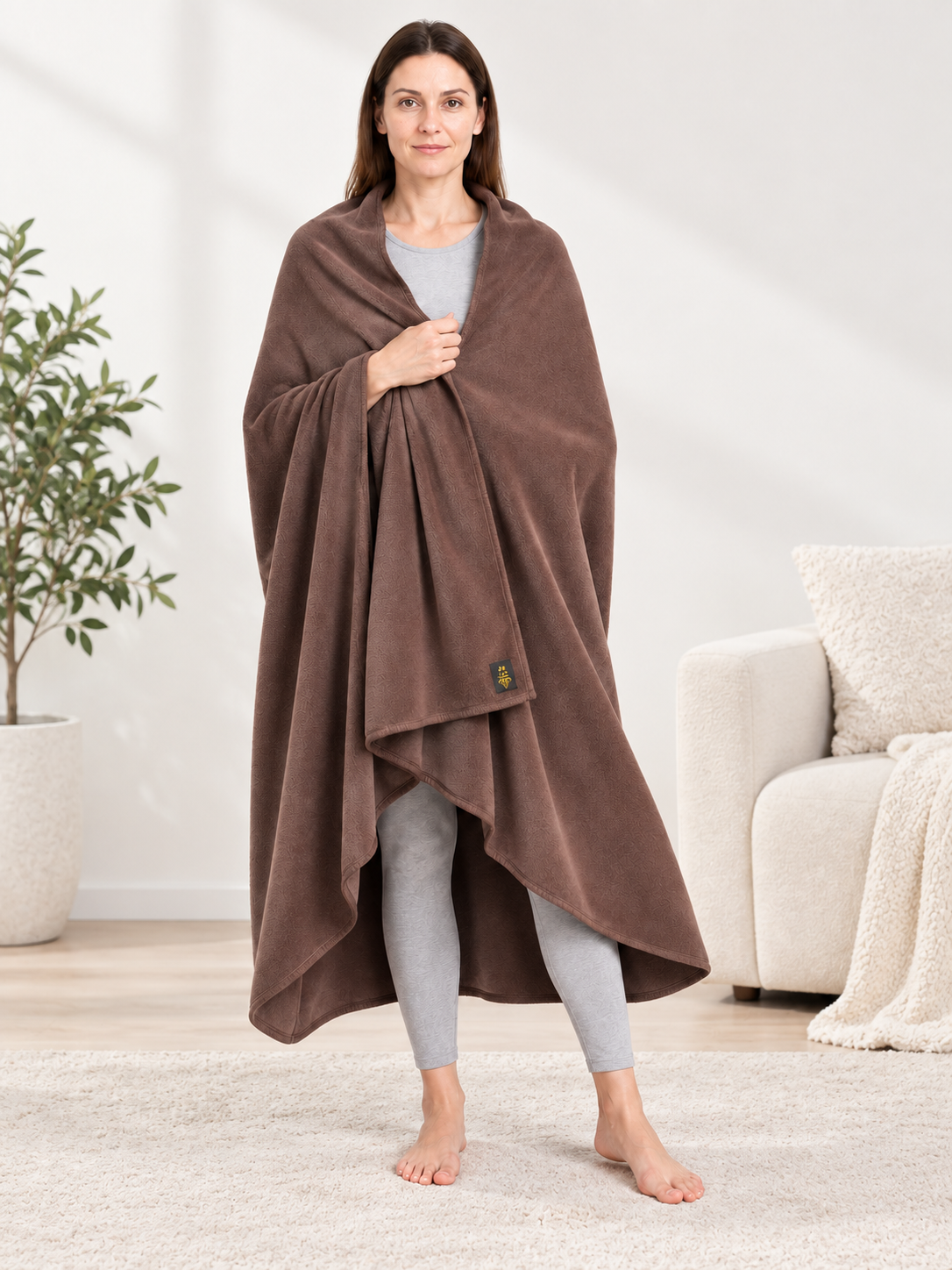 Reversible Coffee-Brown Fleece Throw size guide