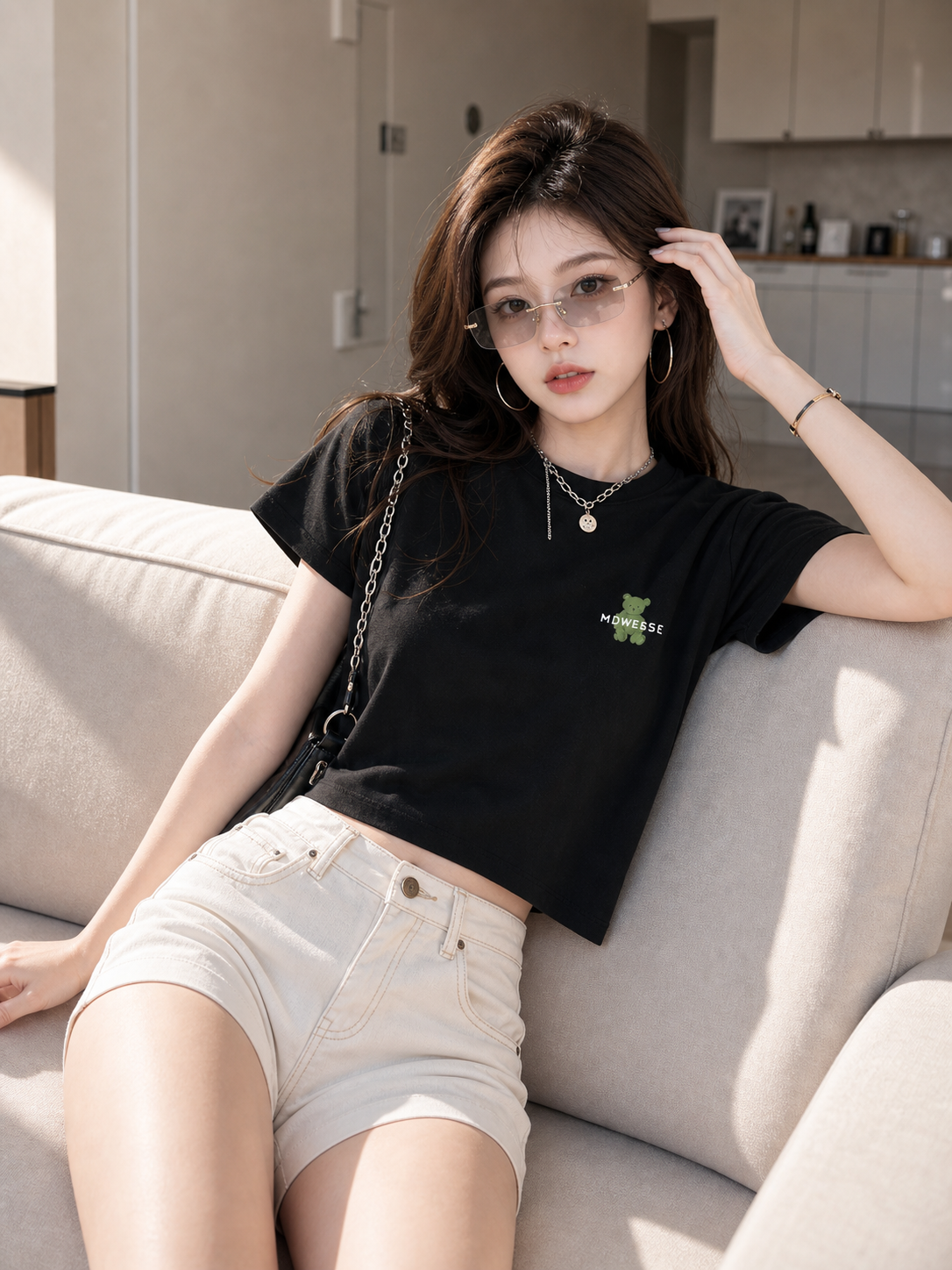 Women's Black Cropped T-Shirt with Bear Print