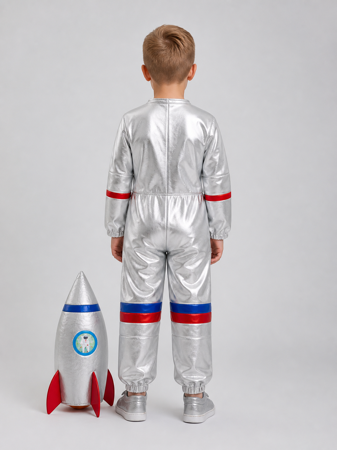 Astronaut costume with backpack