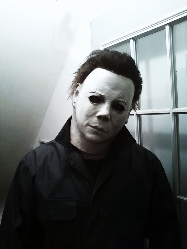Classic White Face Horror Costume Set – Adult Halloween Mask and Black Jumpsuit