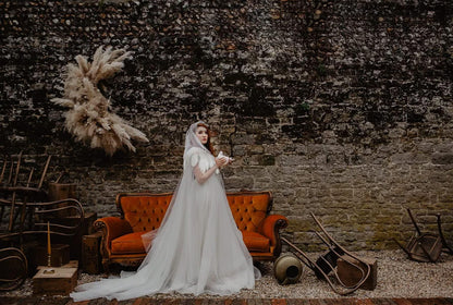 HOMELEX Black Witch Velvet Cloak Halloween Hooded Cape Queen King Robe Outfit Renaissance Medieval Costume - HOMELEX