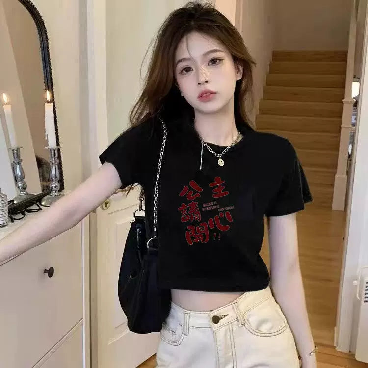 Black Women’s Printed Cropped T-Shirt
