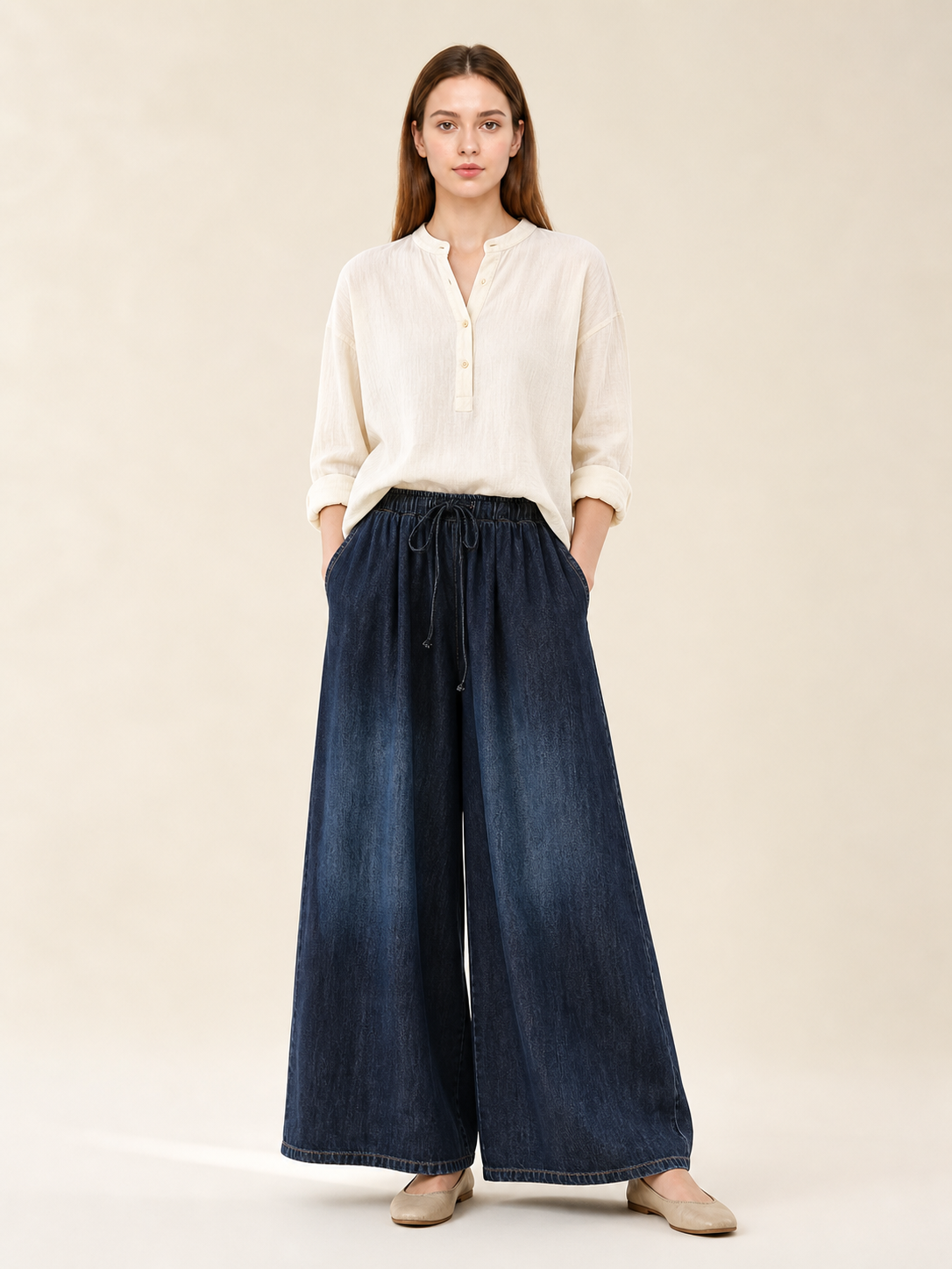 Women's high-waisted palazzo jeans with a drawstring