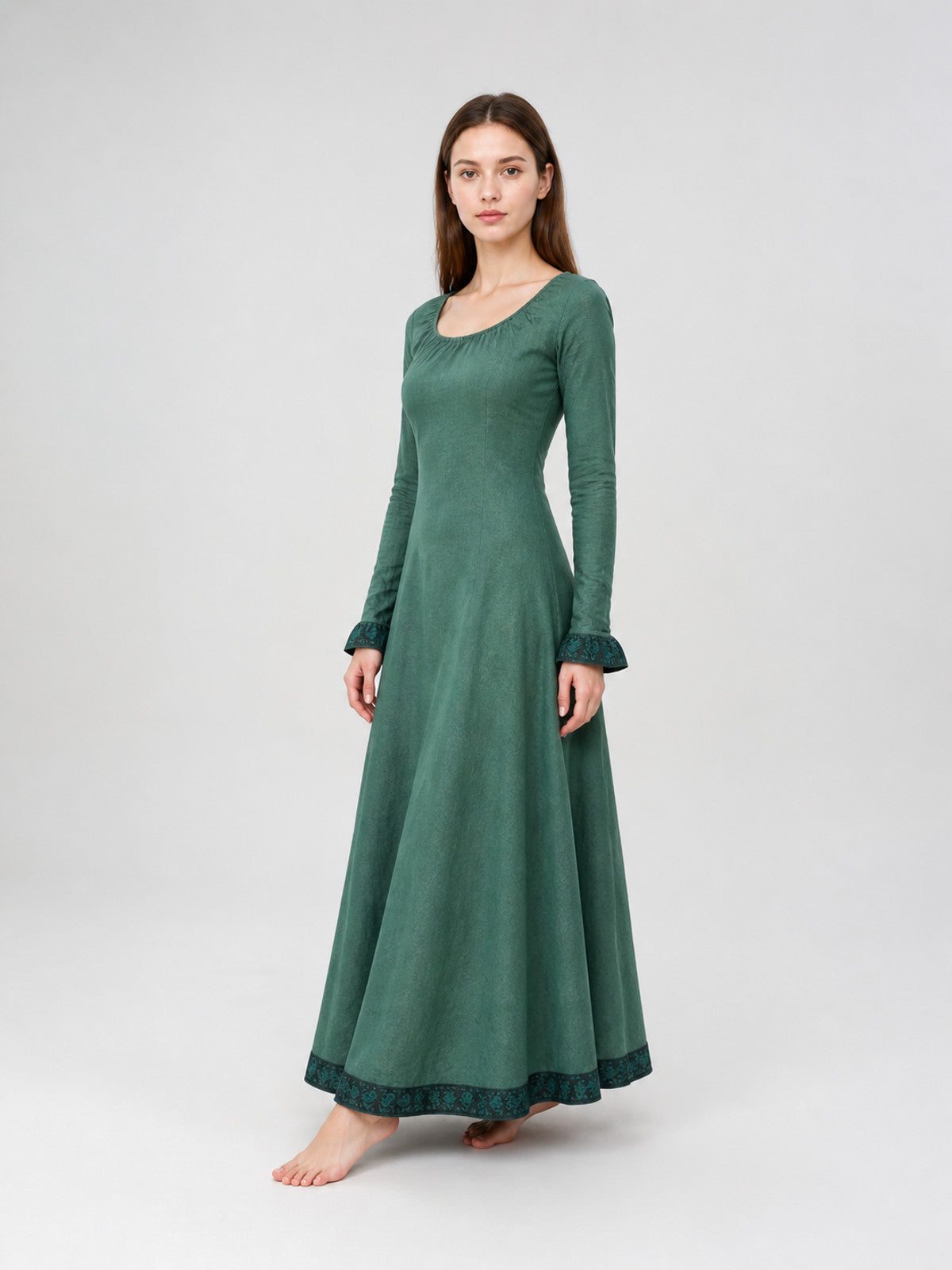 Dark Green Medieval Dress with Long Sleeves