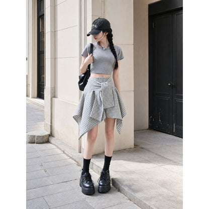 Women's set: skirt, cropped top, and cap