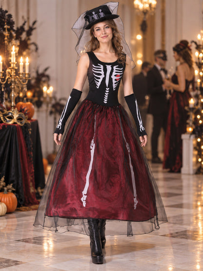 Pirate Costume for Carnival with Dress, Hat, and Gloves
