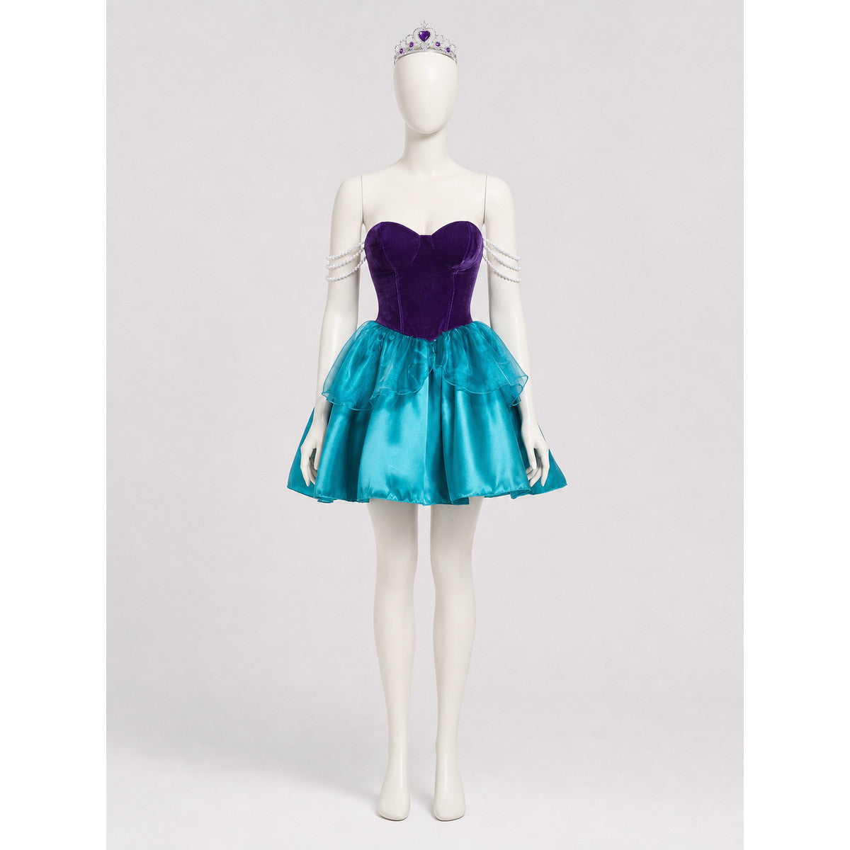 Carnival dress with a sweetheart neckline and ruffles