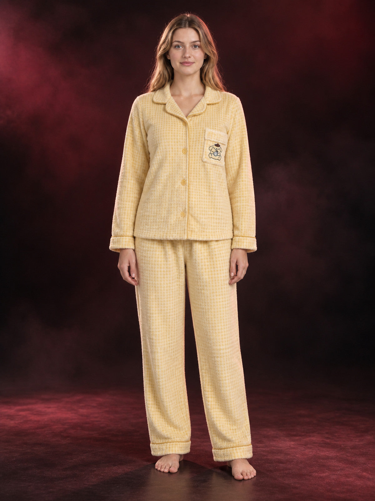 Insulated yellow small-check pajama with embroidery