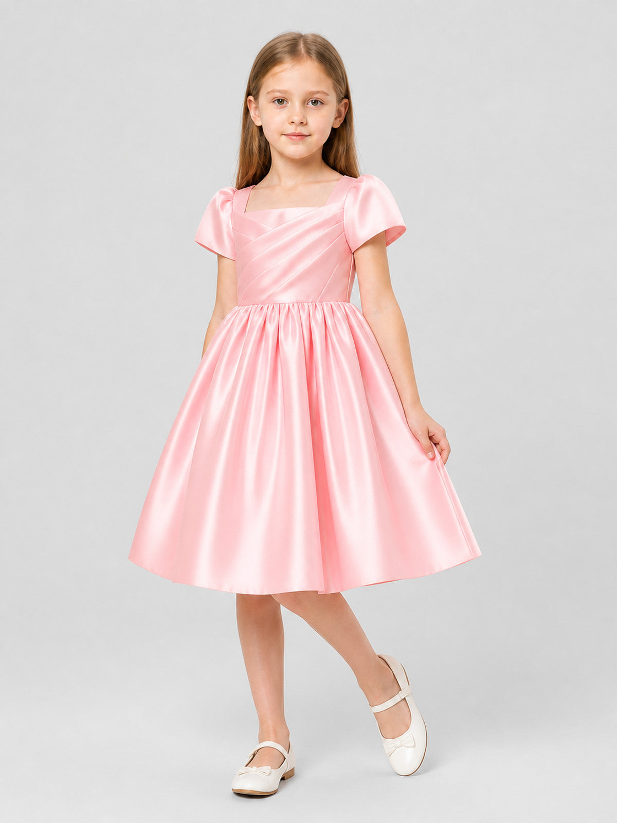 Festive princess dress with a full skirt and sleeves Costume Dresses detail