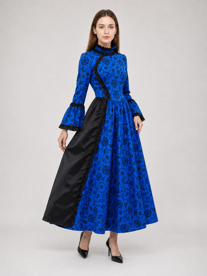 Long vintage-style dress with a floral pattern