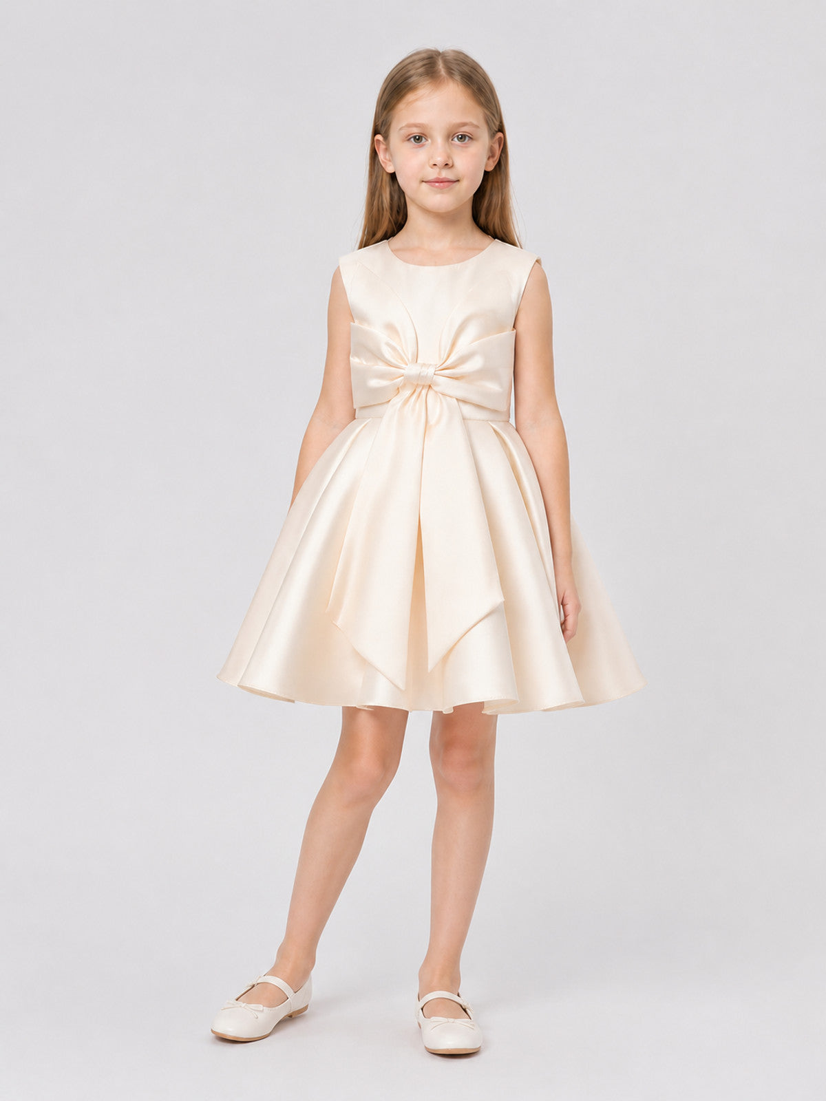 Girls' Dressy Princess Dress with a Full Skirt and Bow Costume Dresses detail