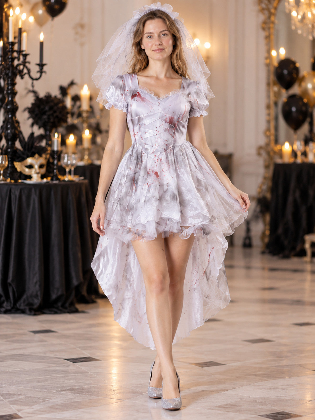Vampire Costume: Dress with Blood Effect and Veil