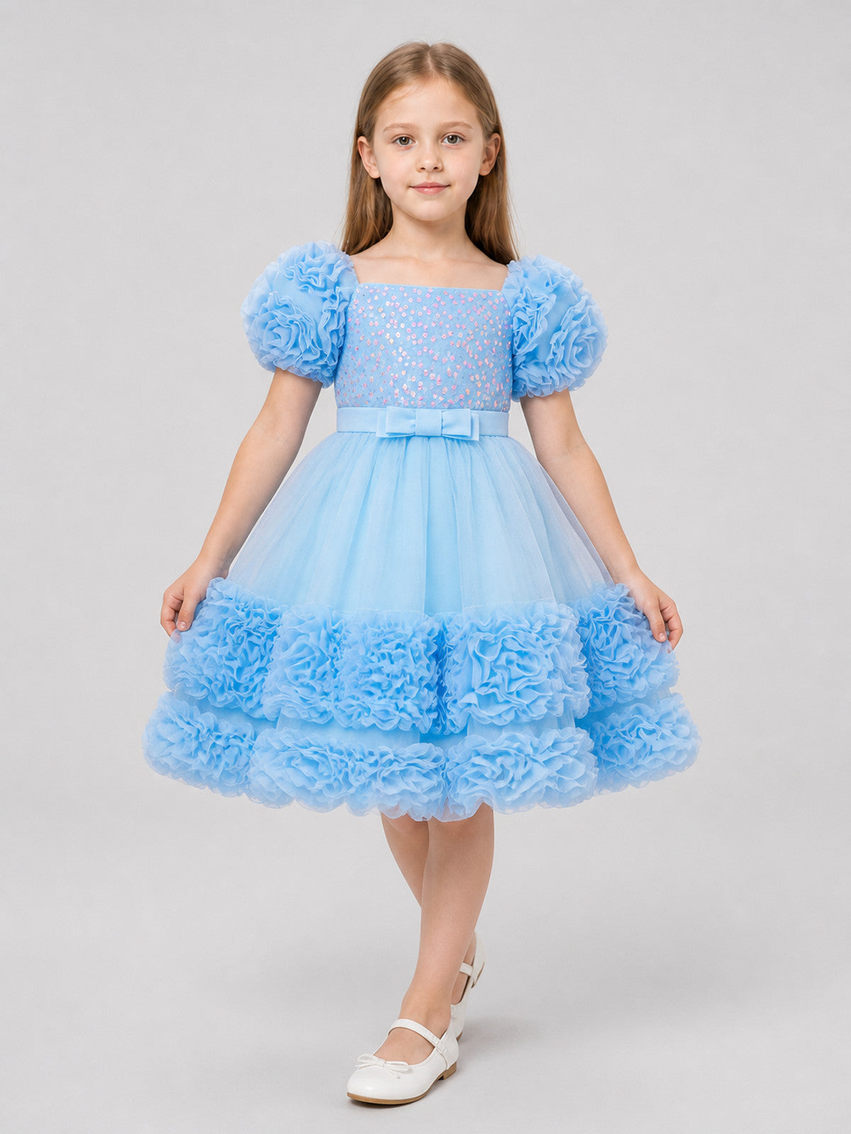 Voluminous Princess Dress with Sequins, Sleeves, and Bow Costume Dresses detail