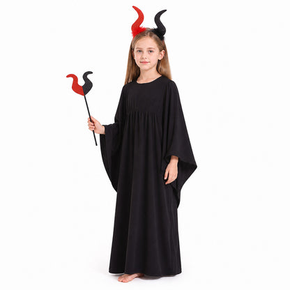 Black Long Halloween Cloak with Bat-Wing Sleeves Costume Capes detail