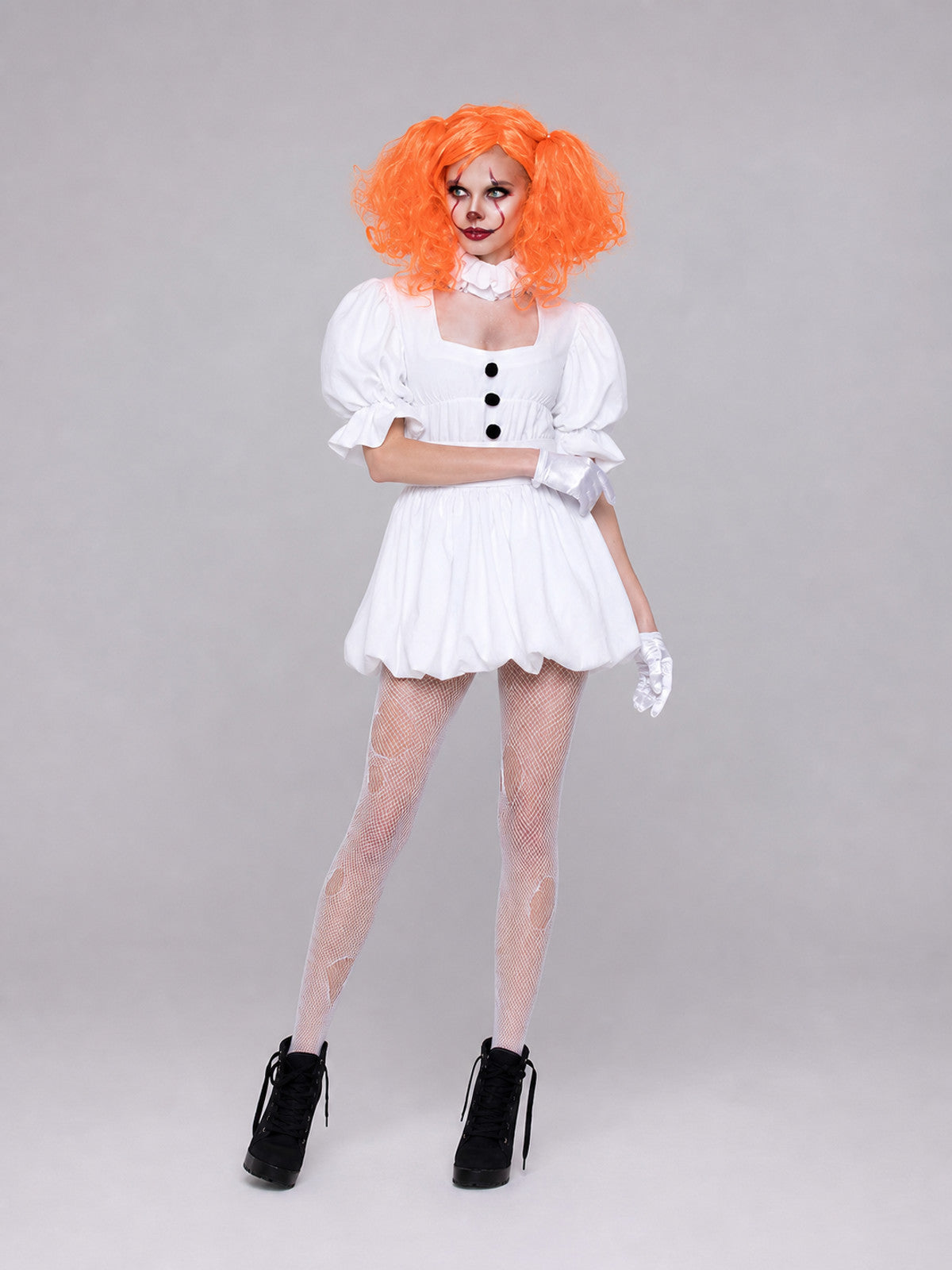 Clown Cosplay Costume with a White Puffed Dress Costume Dresses detail