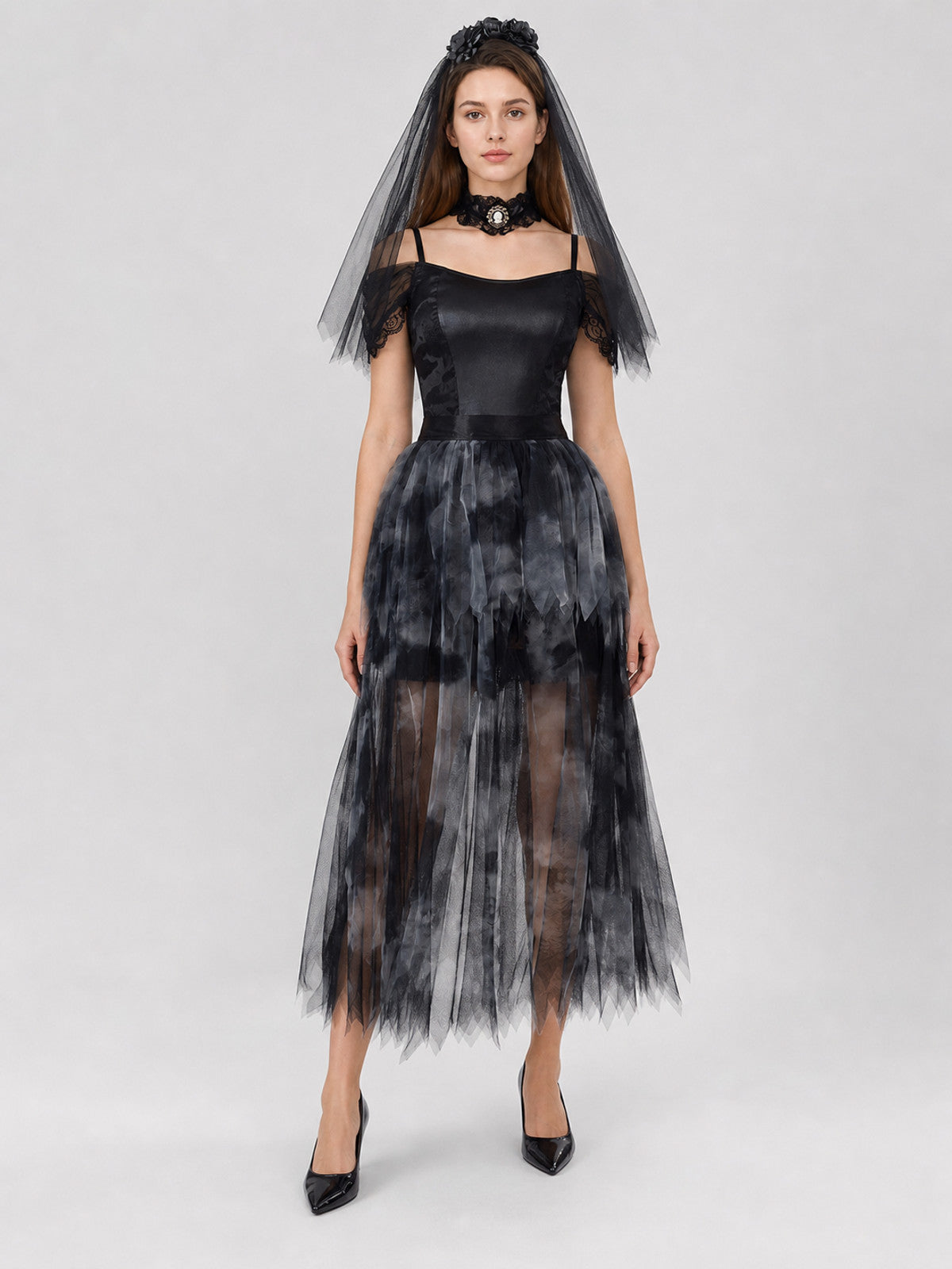 Gothic Cosplay Dress with Veil and Floral Details Costume Dresses detail