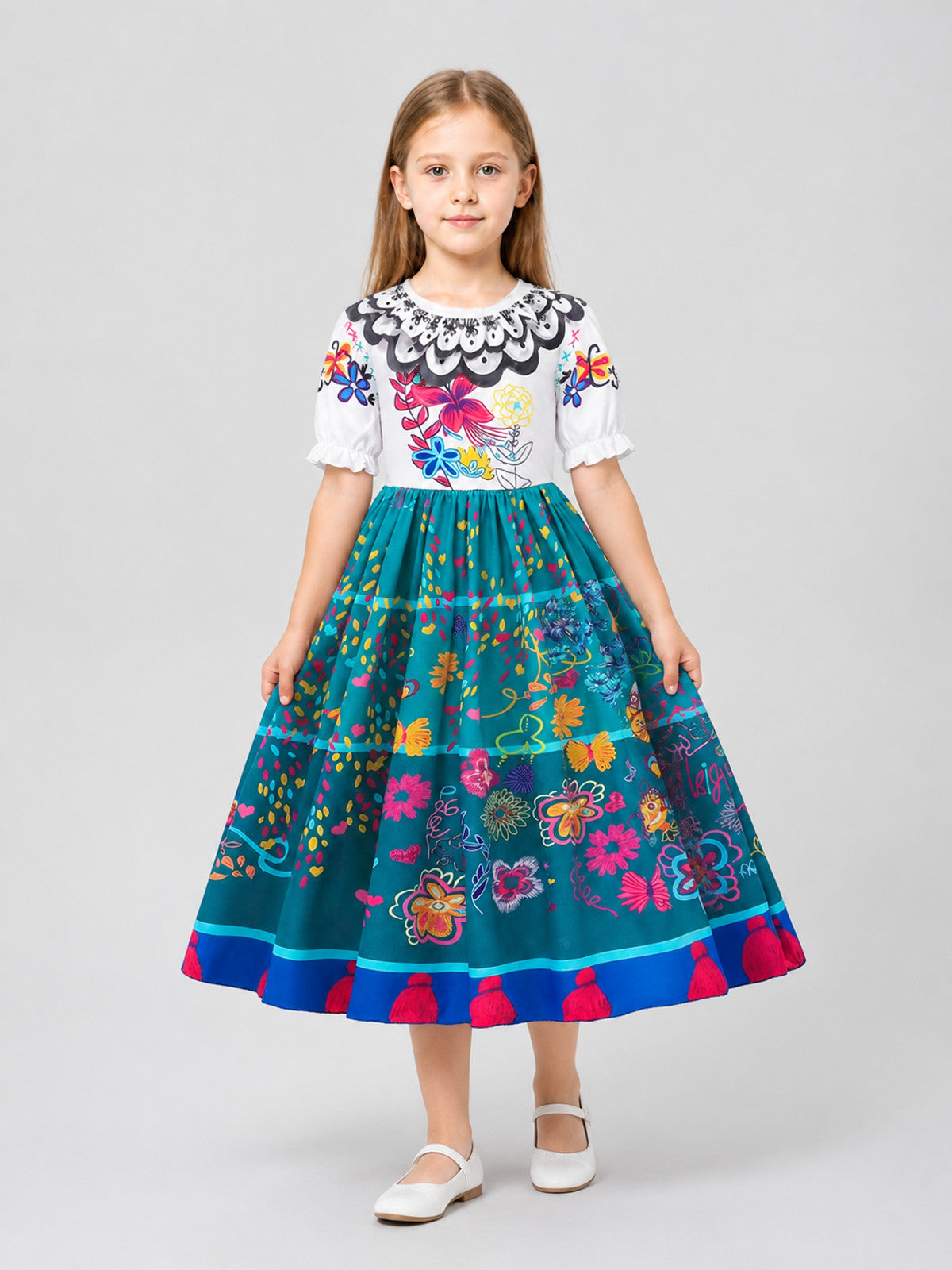 Children's cosplay dress inspired by the film Encanto Costume Dresses detail