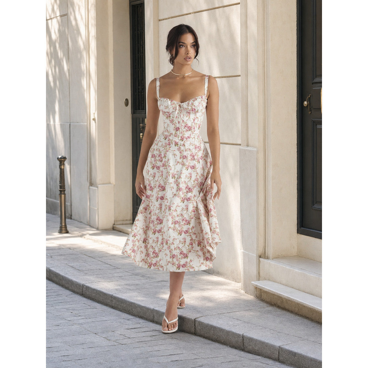 Summer midi dress with thin straps and floral print Costume Dresses detail