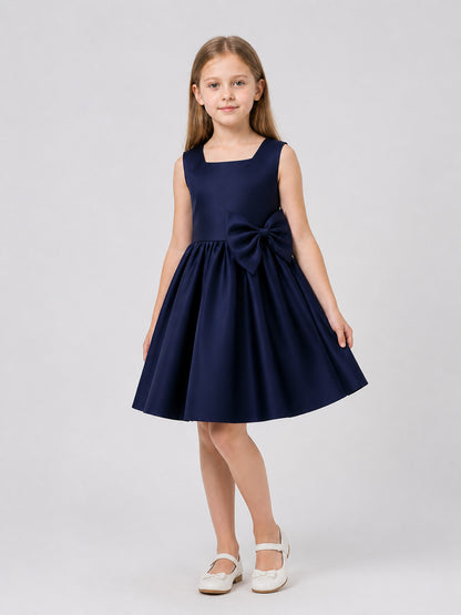 Girls' Party Dress with Bow and Full Skirt Costume Dresses detail