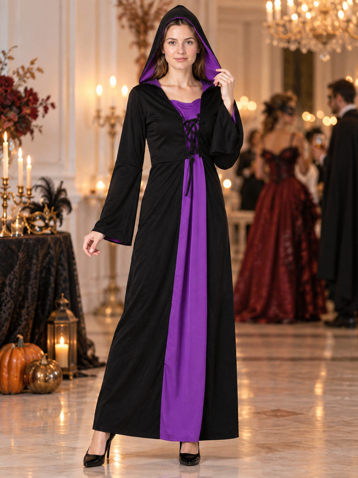 Gothic Witch Carnival Costume: Hooded Dress