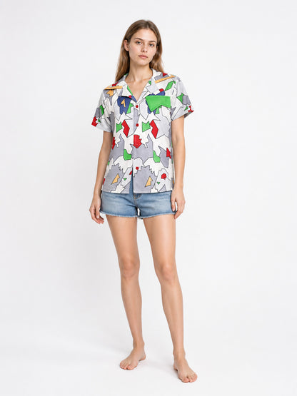 Short-Sleeve Shirt with Geometric Print product detail