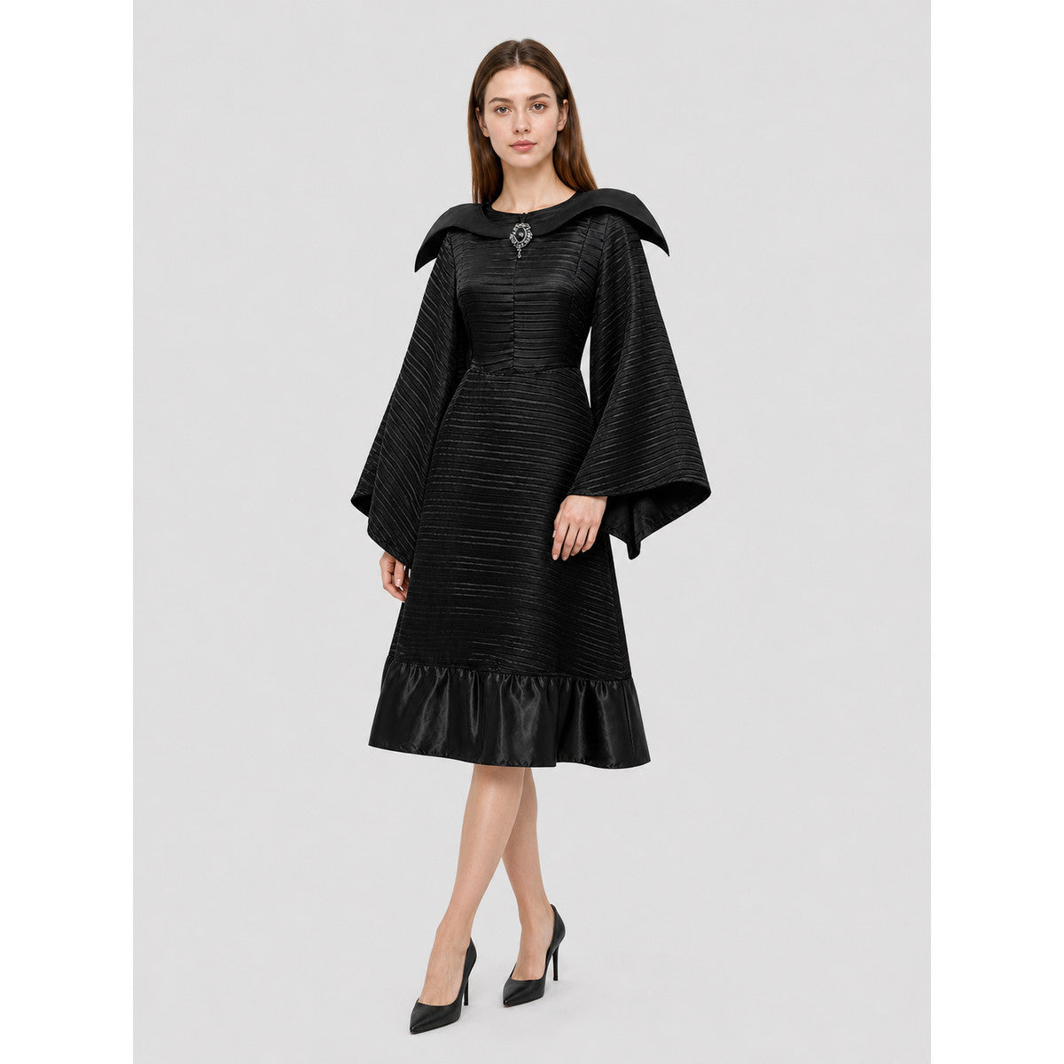 Gothic cosplay costume with crown and wand