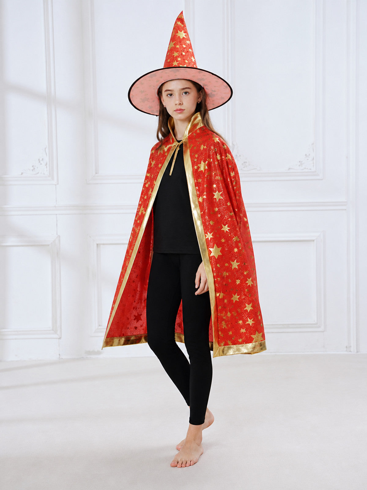 Carnival Costume with Cape and Pointed Hat Costume Capes detail