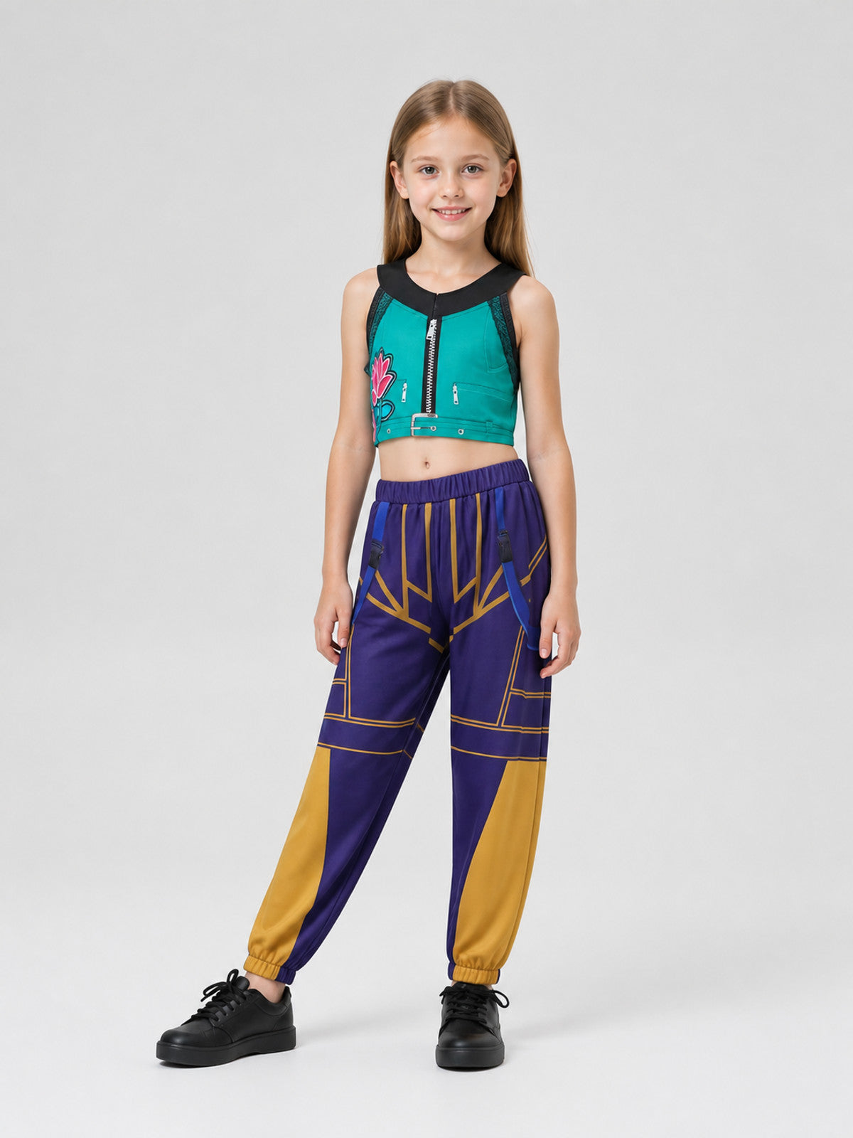 Cosplay Costume: Sleeveless Zip-Up Top and Pants Costumes detail