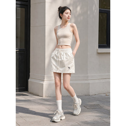 Women's Short Loose-Fit Shorts with Pockets