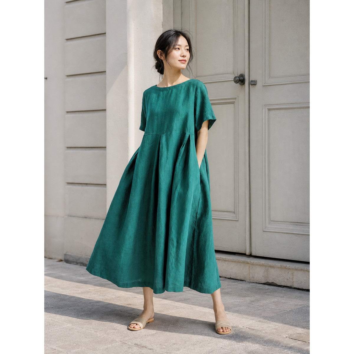 Women's Loose-Fit Dress with a Round Neckline