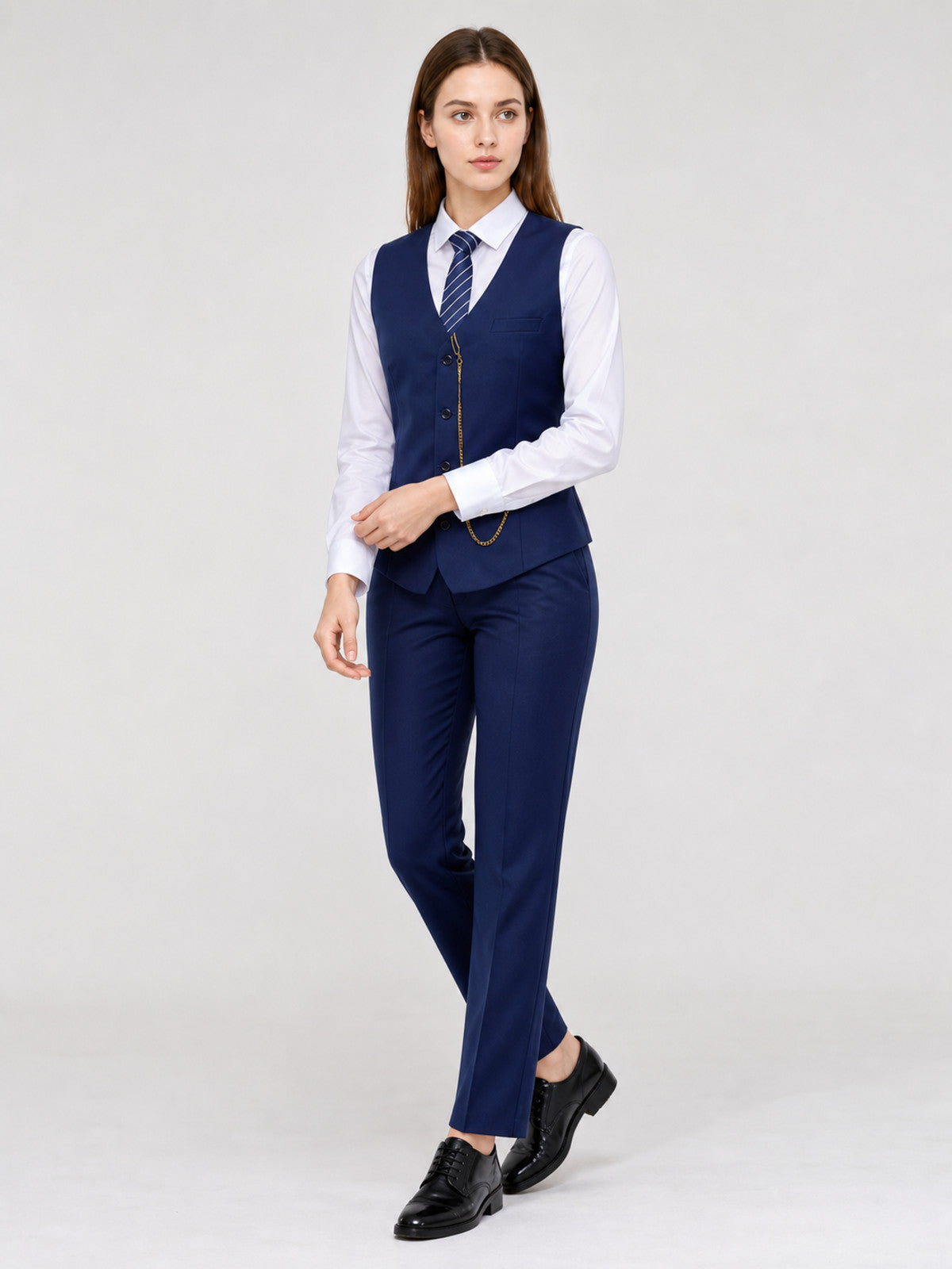 Vintage Gatsby-Style Suit with Vest and Hat Costume Headwear detail