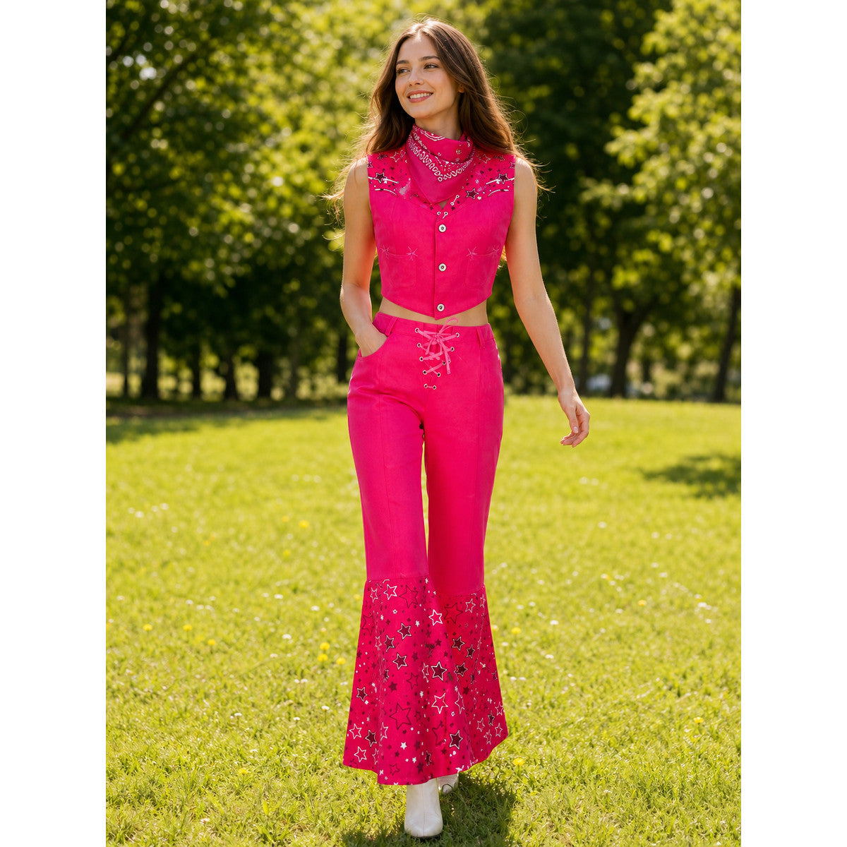 Barbie-style cosplay set consisting of two pieces: a sleeveless cropped top and lifestyle
