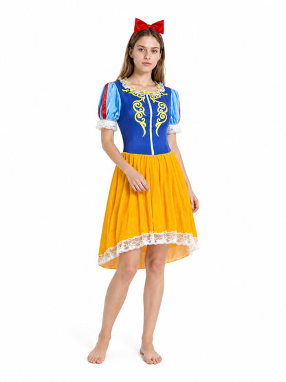 Plus-Size Princess Costume with Bow and Lace Costume Accessories detail