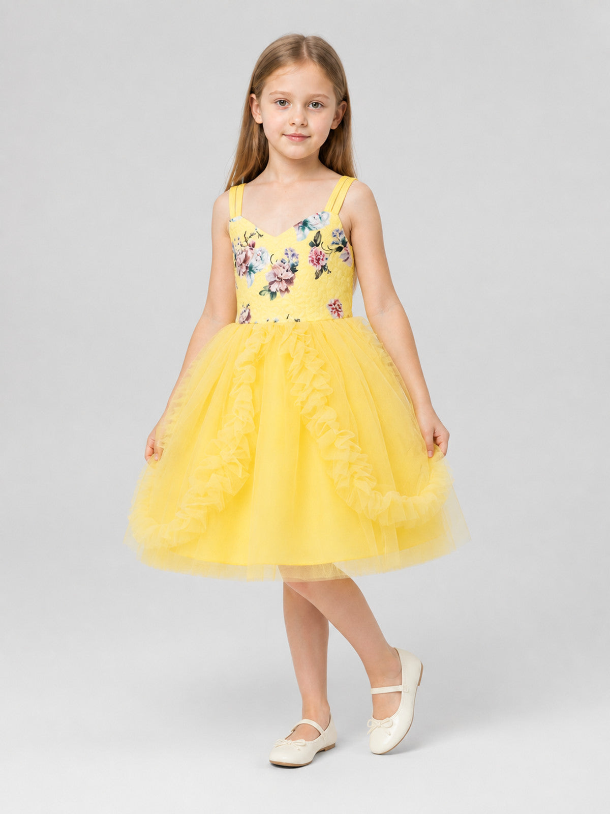 Yellow Princess Dress with a Full Skirt and Ruffles Costume Dresses detail