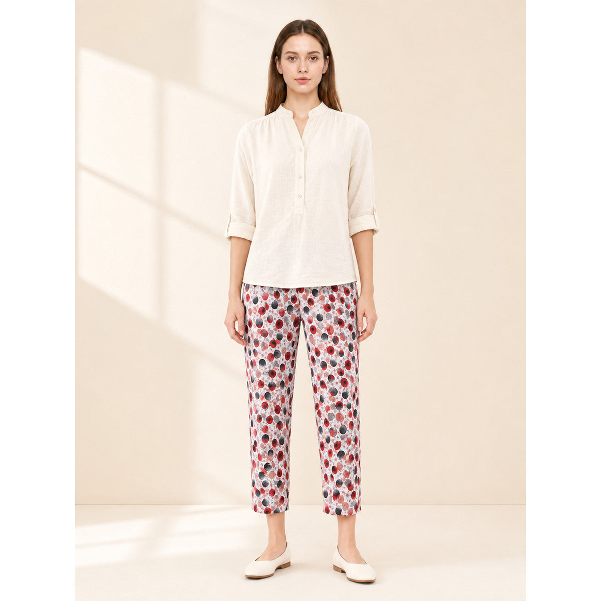 Women's printed set, T-shirt and long pants lifestyle view