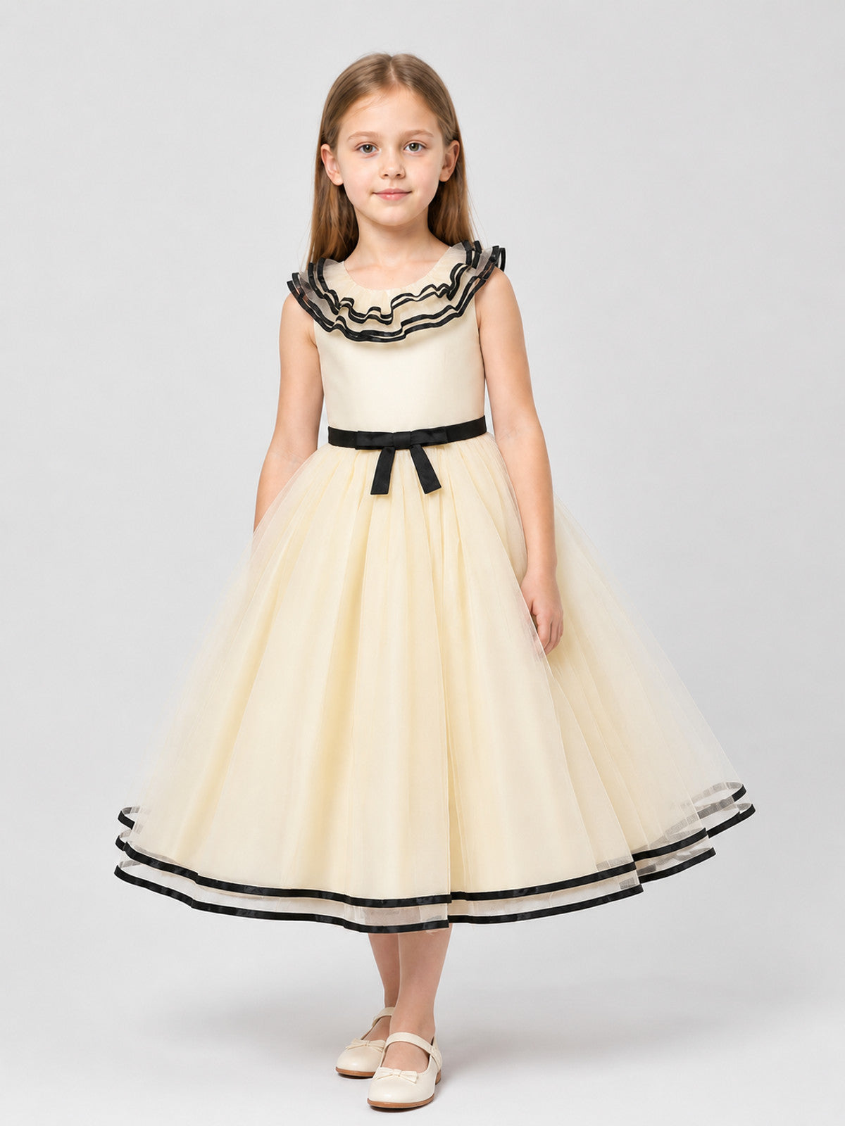 Festive Dress with a Full Tulle Skirt and Bow Costume Dresses detail