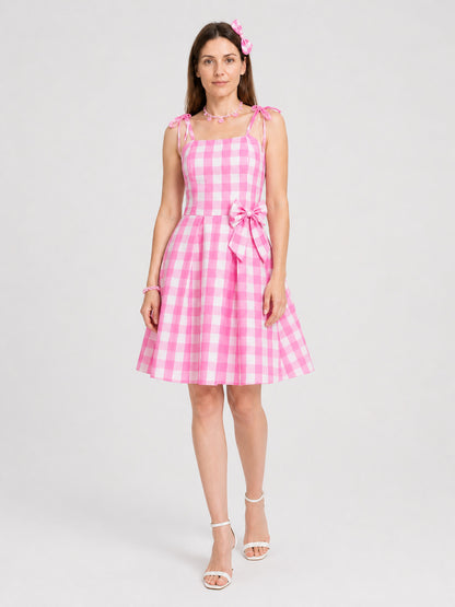 Cosplay Dress in a Large Pink-and-White Checkered Pattern with Bow Costume Dresses detail