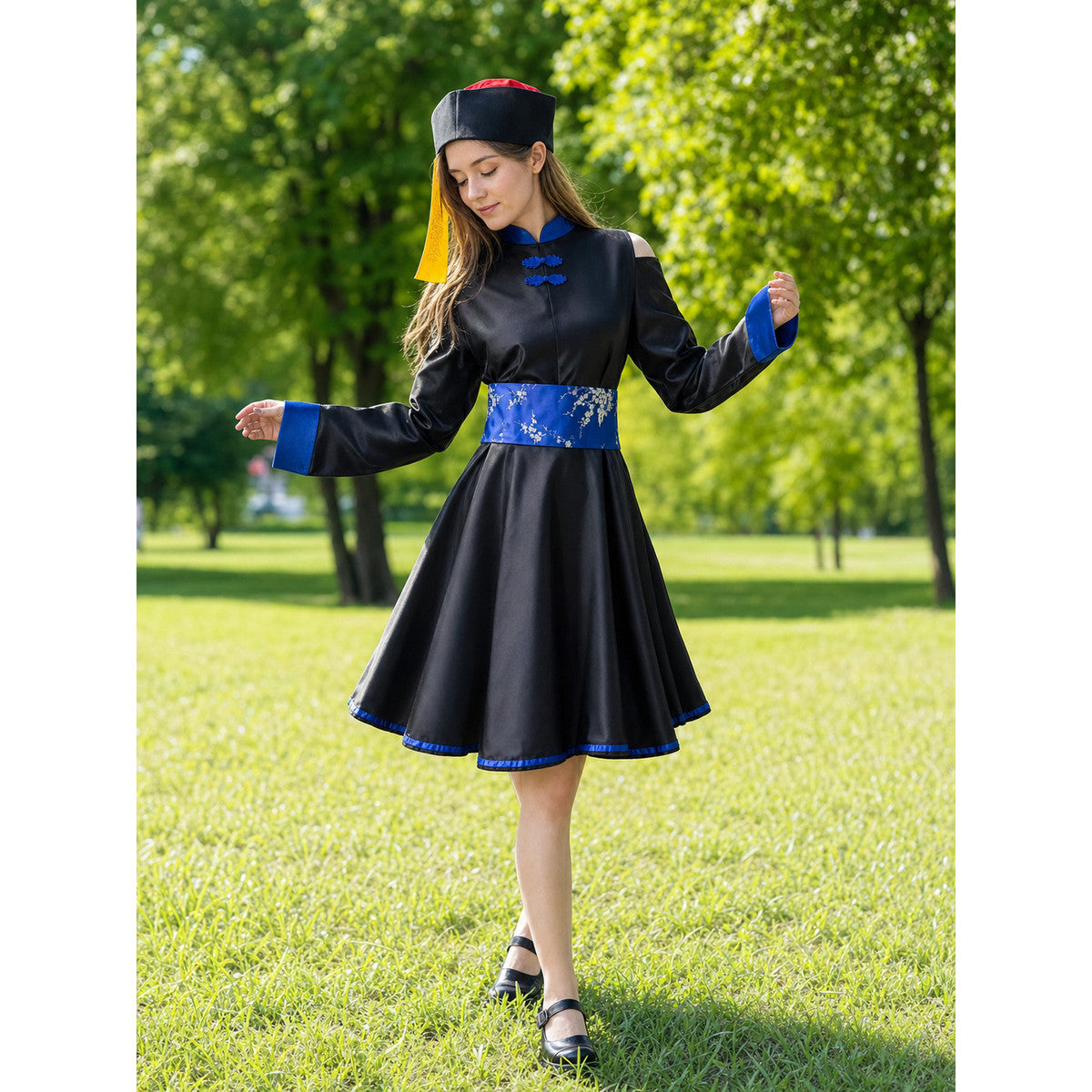 Chinese-style zombie costume, cosplay dress lifestyle view