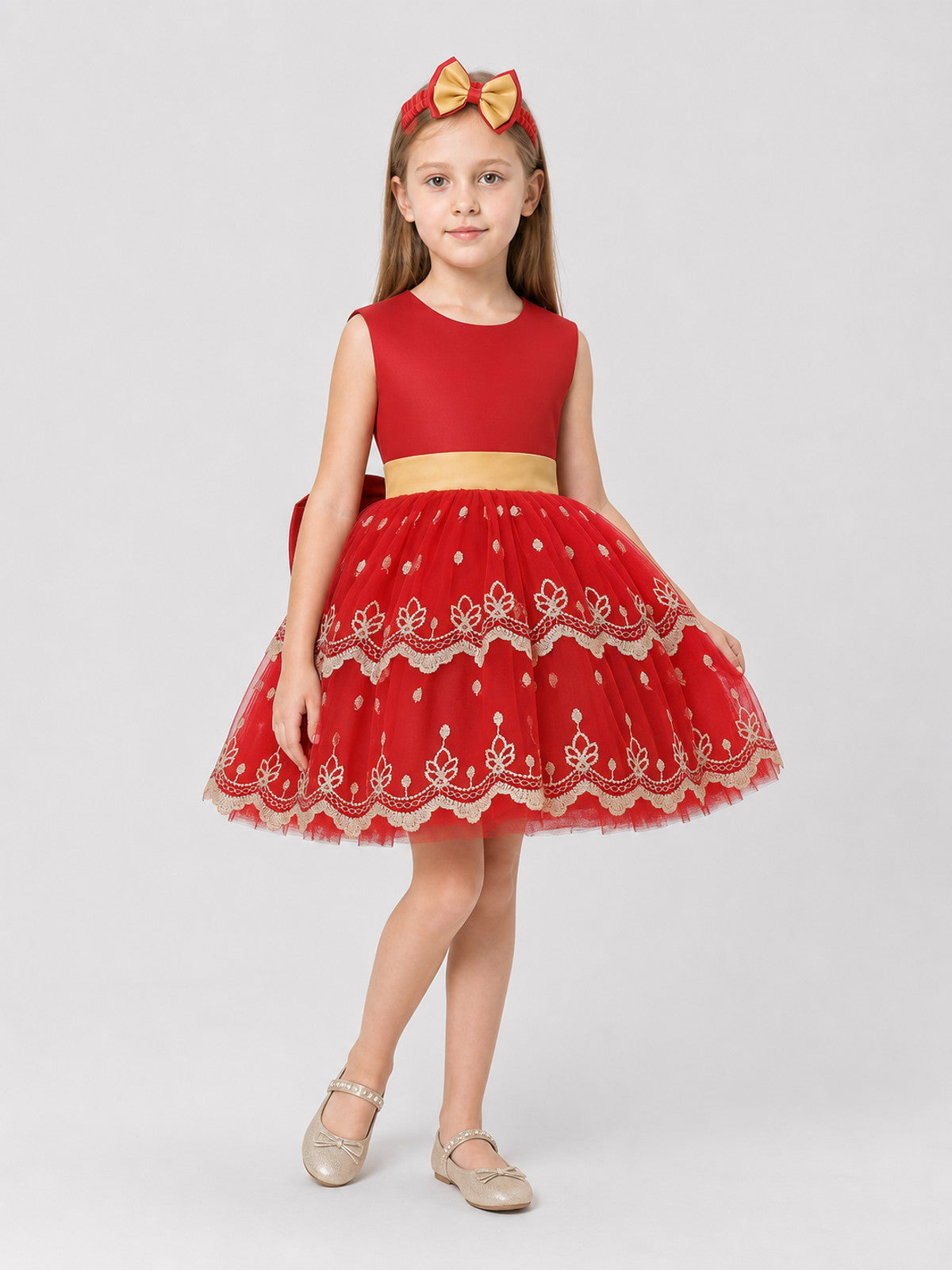 Children’s princess dress with a full skirt and gold embroidery product detail