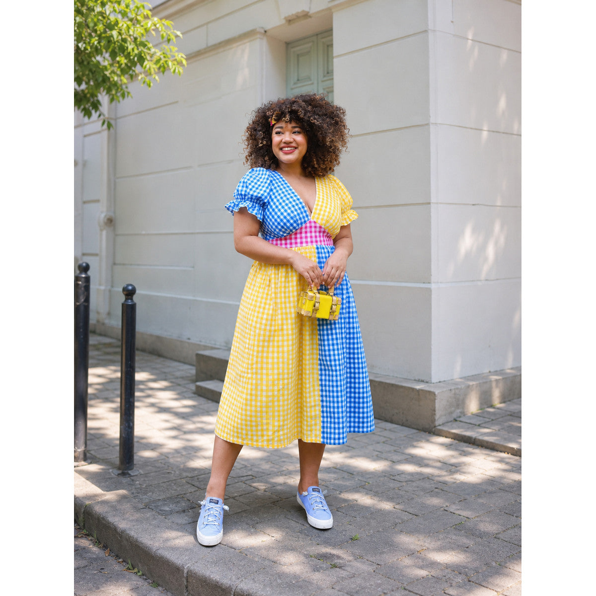 Midi dress with short sleeves and ruffles at the cuffs Costume Dresses detail