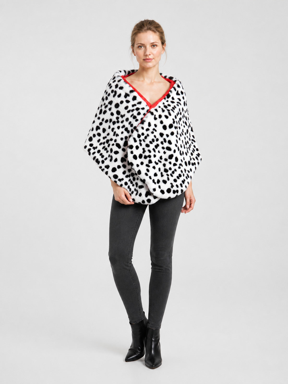 Cruella Cosplay Cape Cloak, Black and White, M–XL product detail