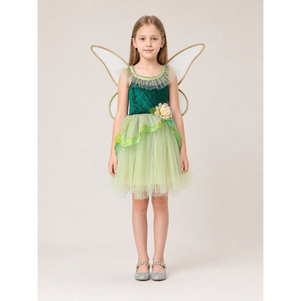 This children's dress is designed as a forest fairy costume and is suitable for performances and the June 1 holiday. The style features a green top with a jacquard pattern, a neat neckline with a ruffle, and a fit that emphasizes the waist.