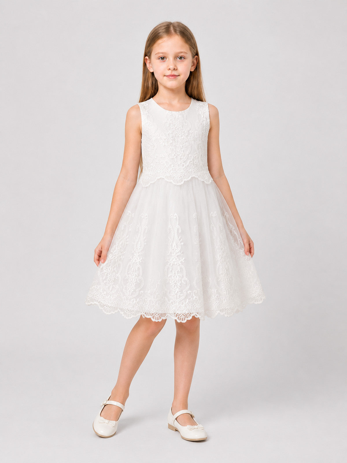 White Sleeveless Dress with Lace and Embroidery Costume Dresses detail