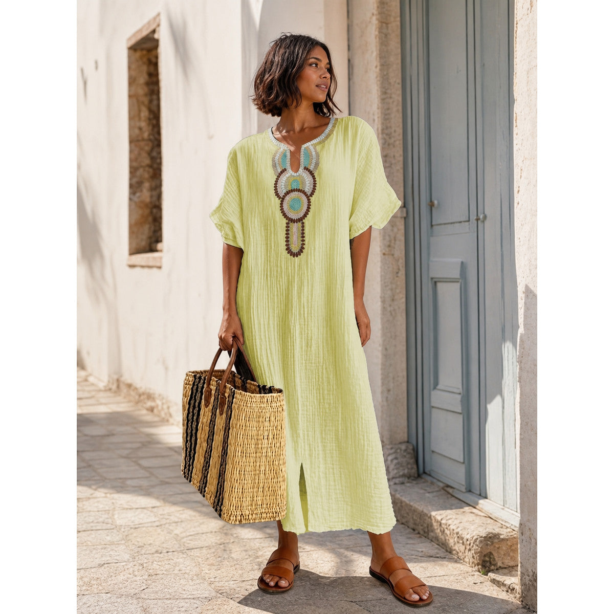 Embroidered Midi Dress with Short Sleeves and a Relaxed Fit