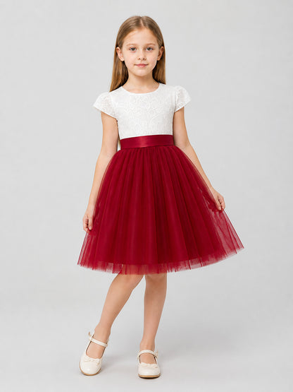 Children's Princess Dress with a Full Skirt and Bow Costume Dresses detail