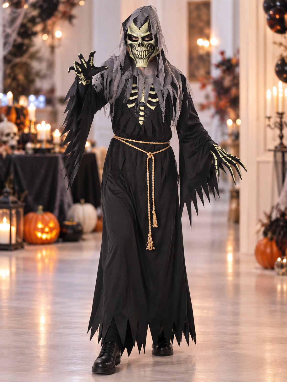 Halloween Carnival Costume: Black Robe, Skull Mask