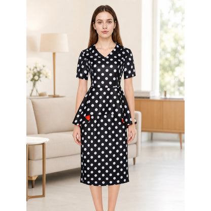 Coraline’s Mother Costume: Polka-Dot Dress
