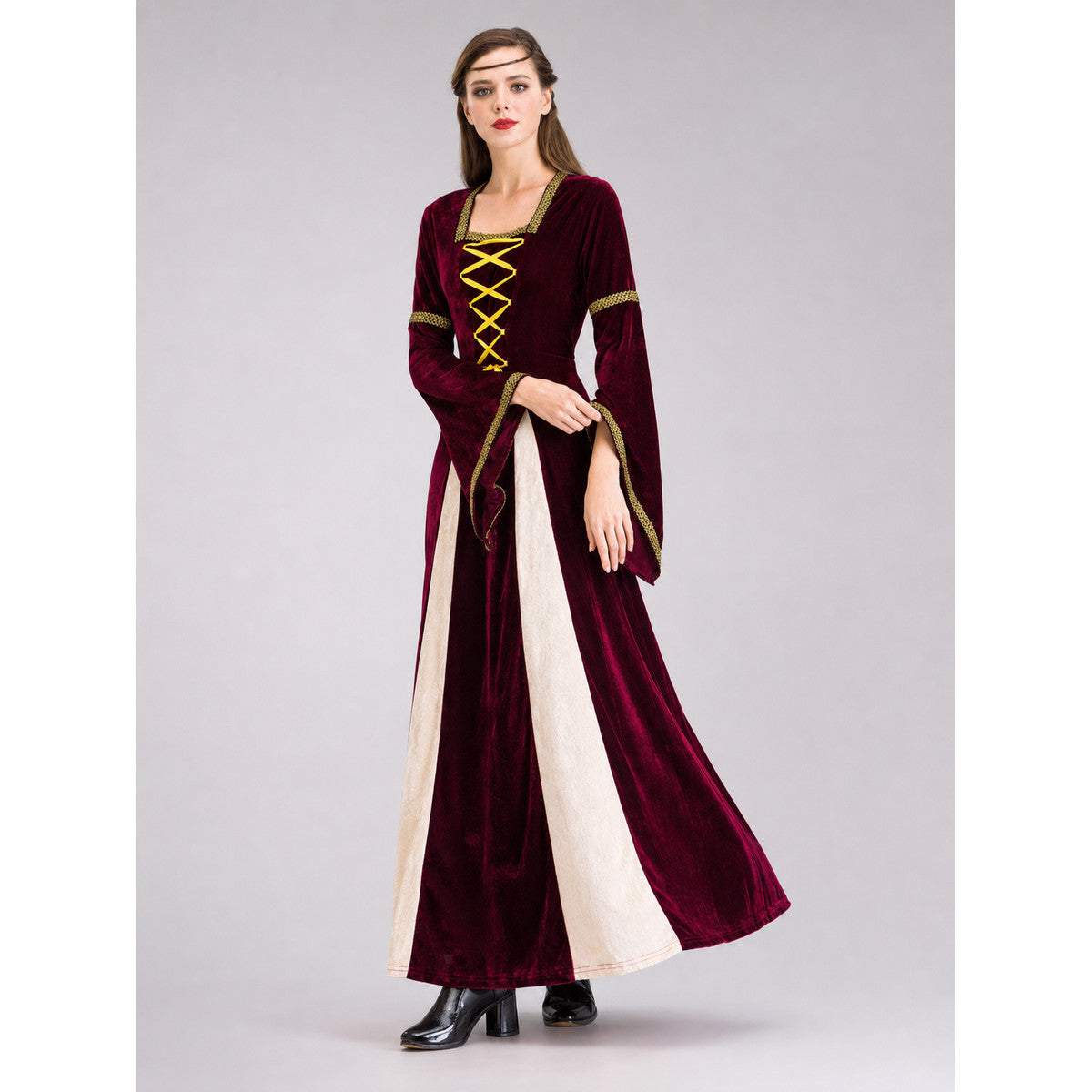 Vampire Costume: Medieval Dress lifestyle