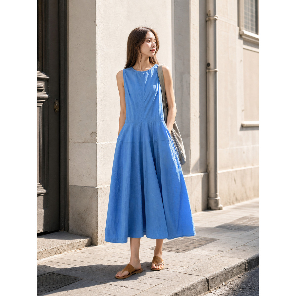 Women's blue sleeveless midi dress with pockets Costume Dresses detail