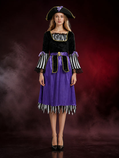 Women's Pirate Costume Set With Hat, Belt, Skull Details, Halloween Outfit main product view